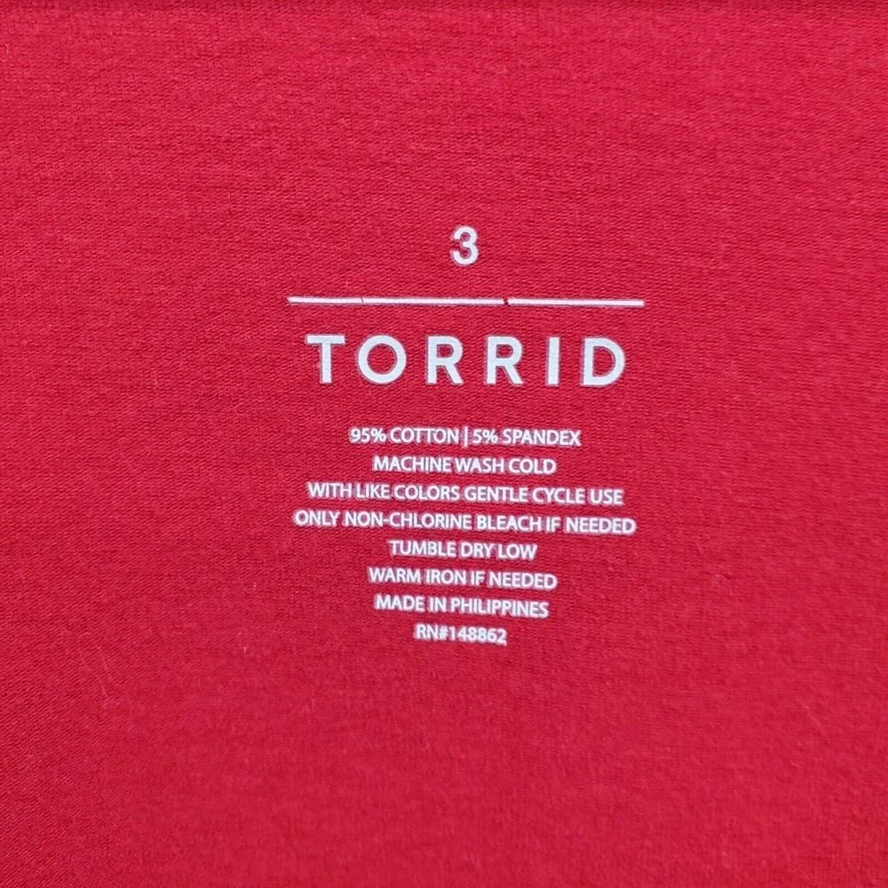 Torrid Womens Red Foxy Sweetheart Twist Top Blouse Plus Size 3 Long‎ Sleeve
